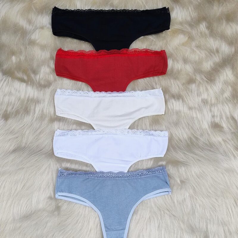 Colaless algodón y lycra con borde puntilla.