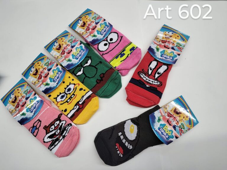 Soquete animado Bob Esponja. Tamaño niño.