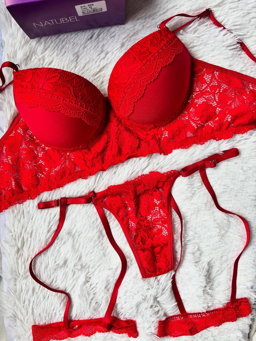 Conj. tasa soft de encaje y portaligas desmontable, SOLO NEGRO.