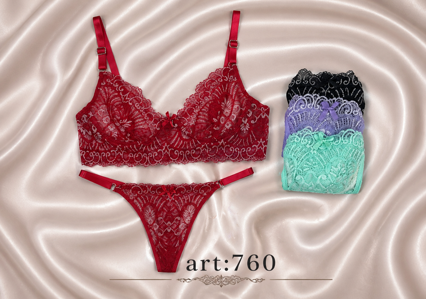 Conjunto bustier sin armar con aro y colaless.