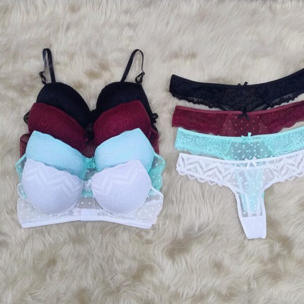 Conjunto tasa soft de tul y puntilla con base, x12.