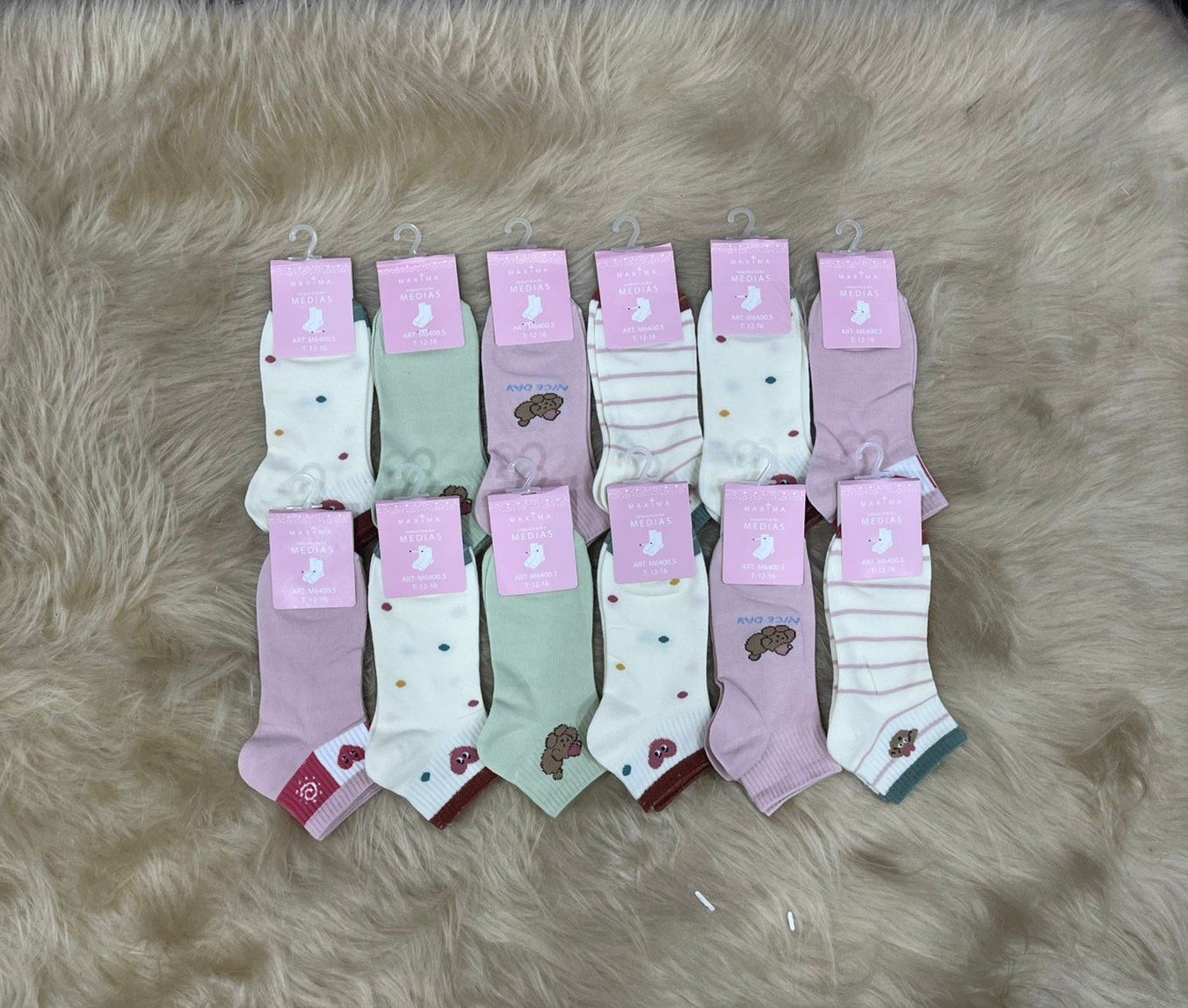 Soquete de niñas, x12.