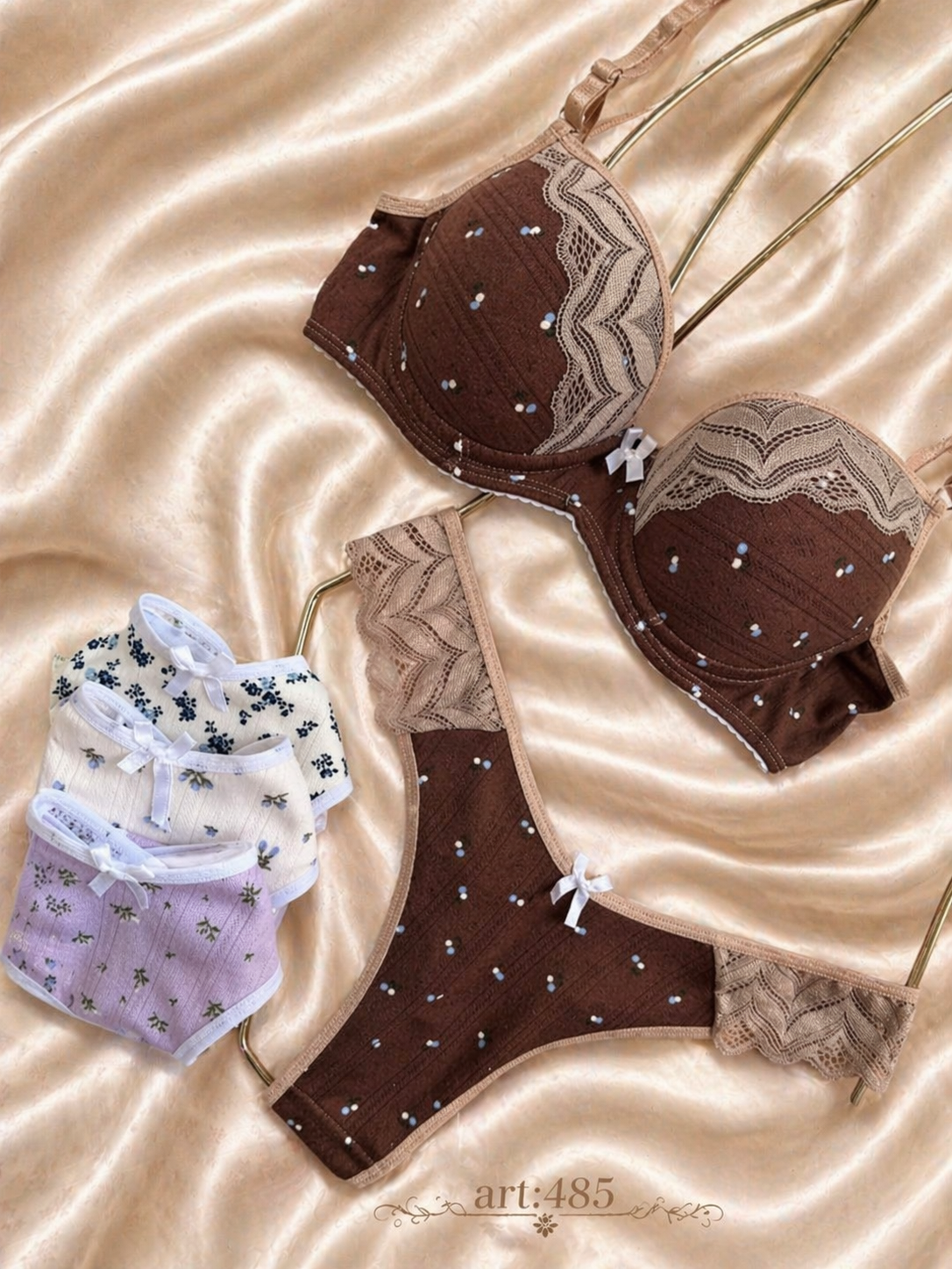 Conjunto tasa soft estampado, con colaless entera,Celi.